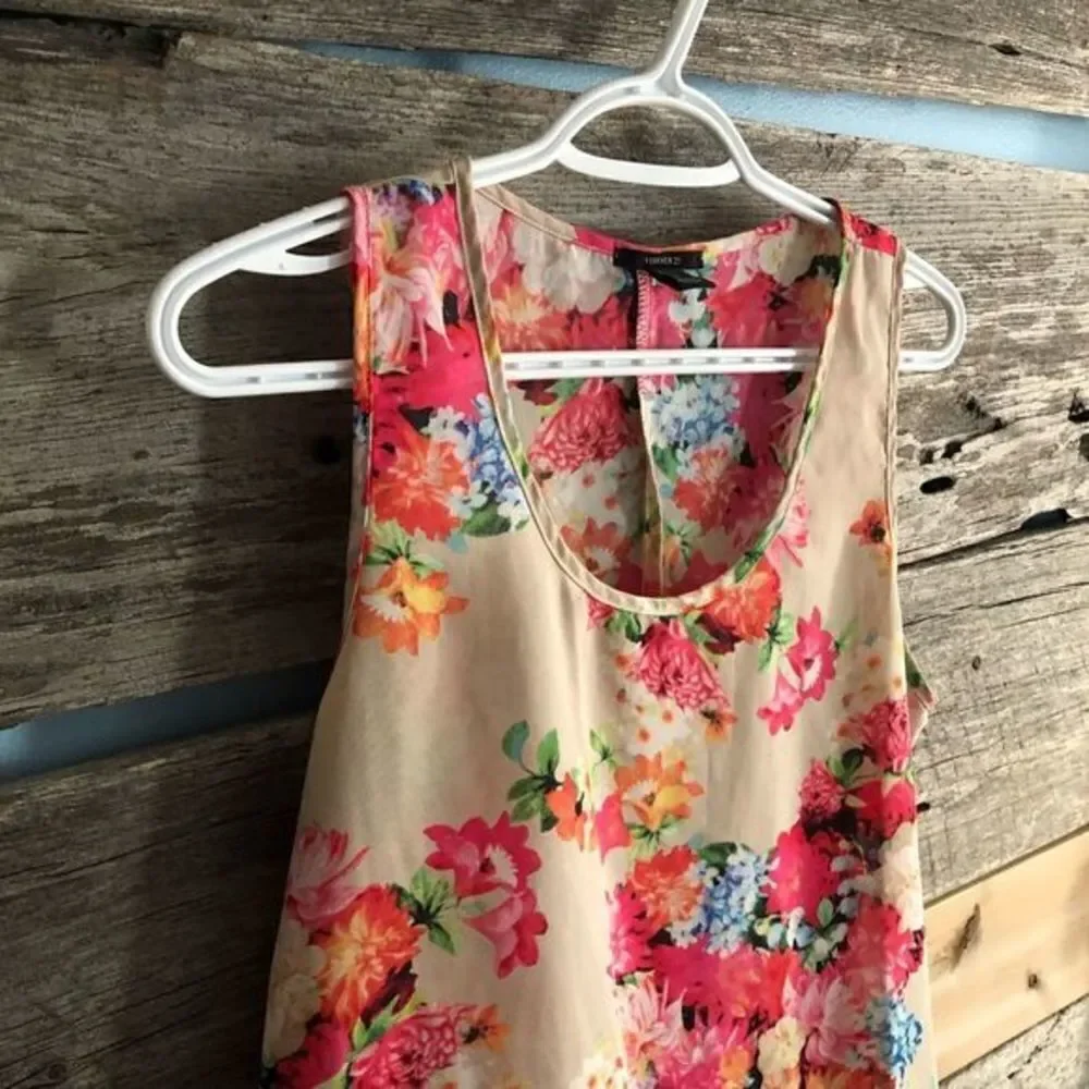 FOREVER 21 Size Med Tan Floral Hi-low Long Blouse - Picture 2 of 5